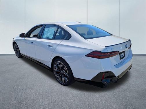 2026 BMW i5 xDrive40