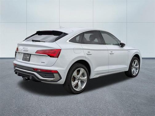2024 Audi Q5 45 S line quattro Premium