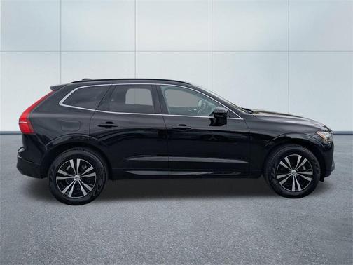 2023 Volvo XC60 B5 Core