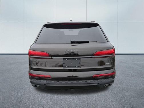 2026 Audi Q7 55 Premium Plus