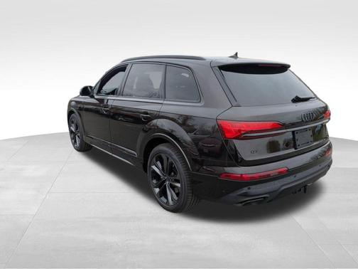 2026 Audi Q7 55 Premium Plus