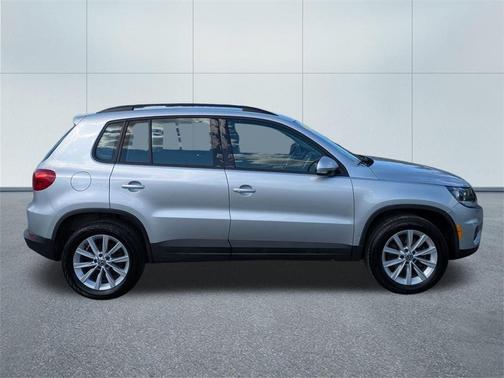 2017 Volkswagen Tiguan Limited 2.0T