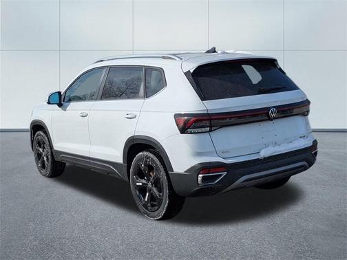 2025 Volkswagen Taos 1.5T SEL