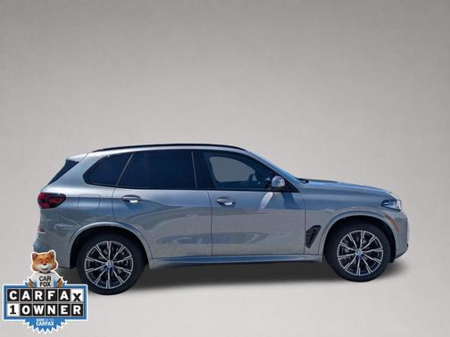 Skyscraper Gray Metallic 2026 BMW X5 xDrive40i