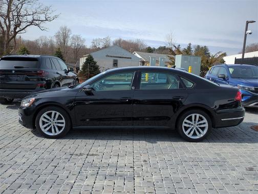 2019 Volkswagen Passat 2.0T Wolfsburg