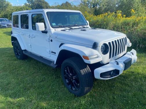 2023 Jeep Wrangler Sahara