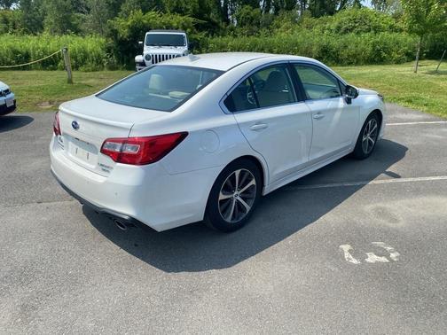 2018 Subaru Legacy 3.6R Limited