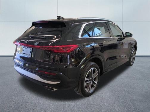 2025 Audi Q5 2.0T quattro Premium