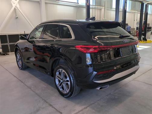 2025 Audi Q5 2.0T quattro Premium