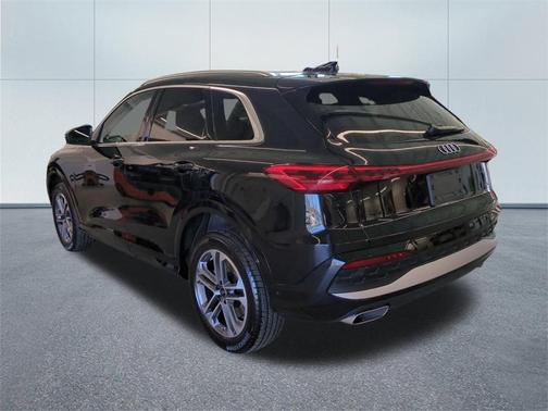 2025 Audi Q5 2.0T quattro Premium