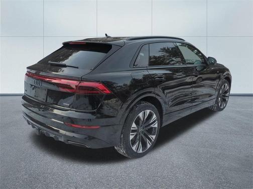 2026 Audi Q8 55 Premium