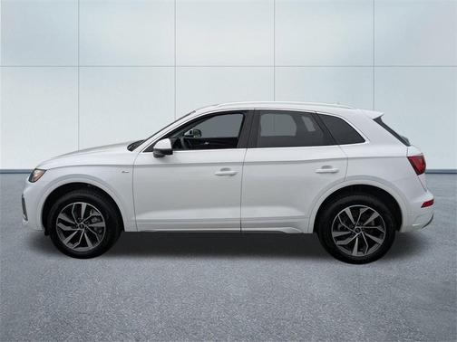 2024 Audi Q5 45 S line quattro Premium