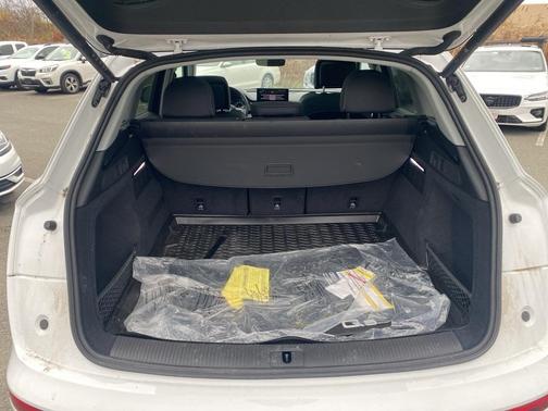 2024 Audi Q5 45 S line quattro Premium