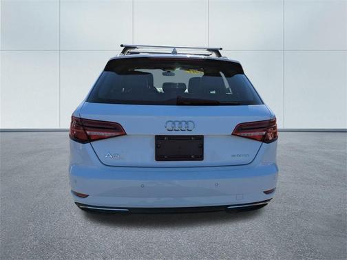 2017 Audi A3 e-tron 1.4T Premium