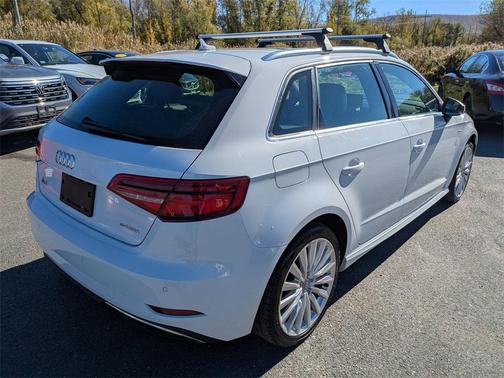 2017 Audi A3 e-tron 1.4T Premium
