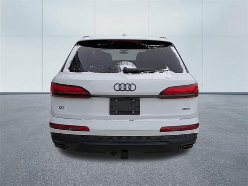 2026 Audi Q7 55 Premium Plus