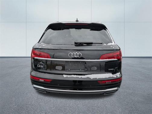 2024 Audi Q5 45 S line quattro Premium
