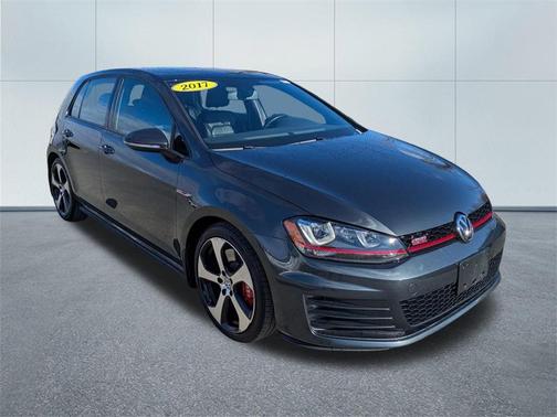 2017 Volkswagen Golf GTI SE 4-Door