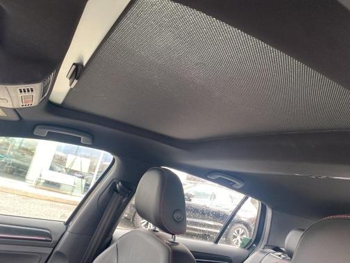 2017 Volkswagen Golf GTI SE 4-Door