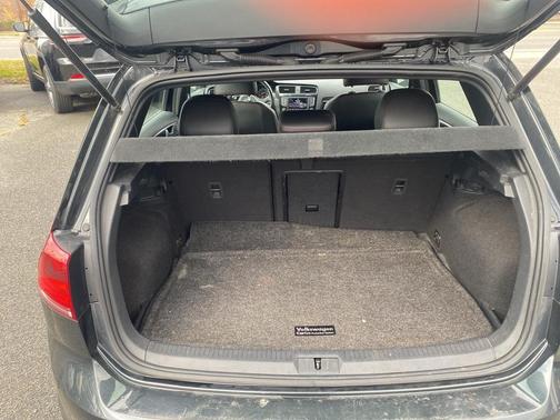 2017 Volkswagen Golf GTI SE 4-Door