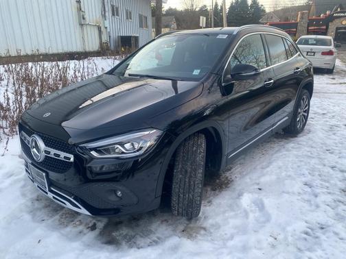 2023 Mercedes-Benz GLA 250 Base 4MATIC