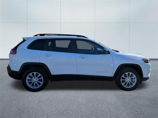 2022 Jeep Cherokee Latitude Lux