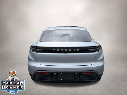 2025 Porsche Macan 4
