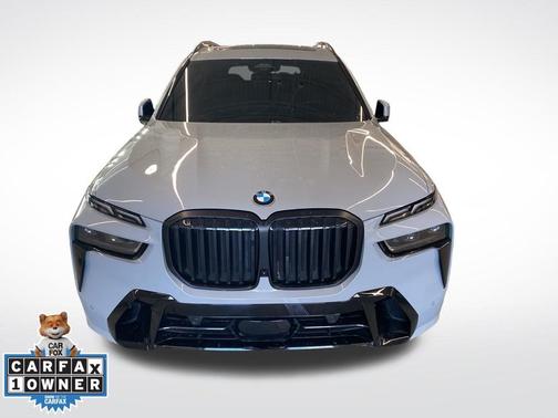 Gray Metallic 2025 BMW X7 xDrive40i