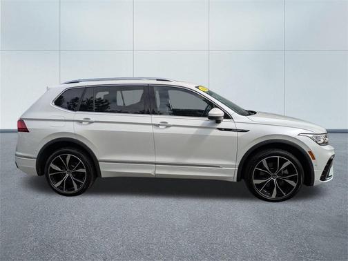 2022 Volkswagen Tiguan 2.0T SEL R-Line