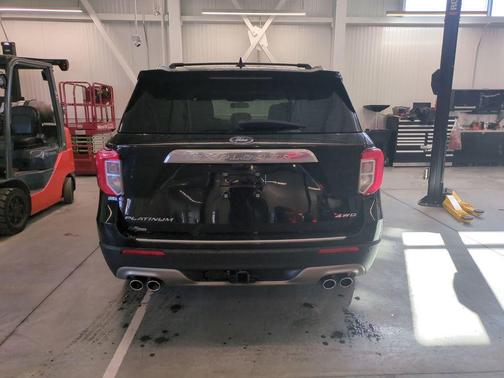 2023 Ford Explorer Platinum