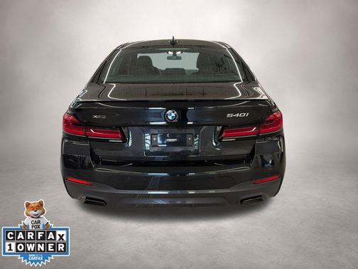 Black Sapphire Metallic 2023 BMW 540 i xDrive
