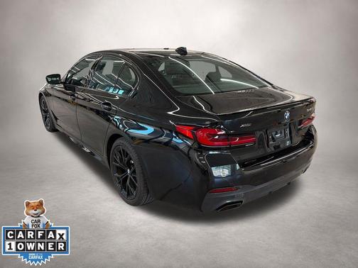 Black Sapphire Metallic 2023 BMW 540 i xDrive