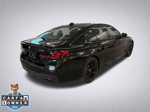 Black Sapphire Metallic 2023 BMW 540 i xDrive