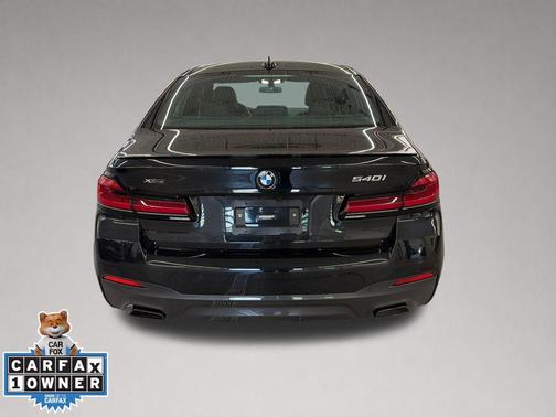 Black Sapphire Metallic 2023 BMW 540 i xDrive