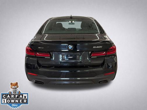 Black Sapphire Metallic 2023 BMW 540 i xDrive