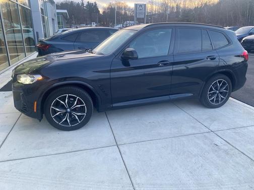2023 BMW X3 M40i