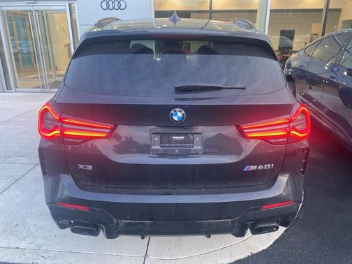 2023 BMW X3 M40i