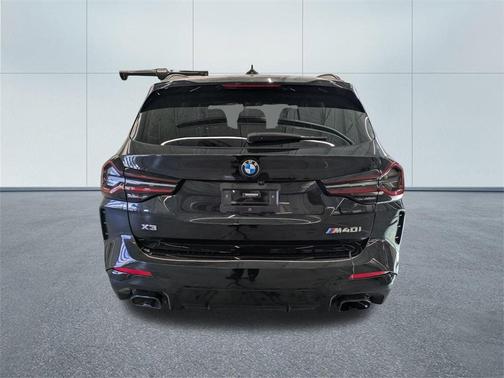 2023 BMW X3 M40i