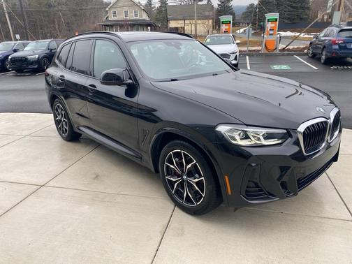 2023 BMW X3 M40i