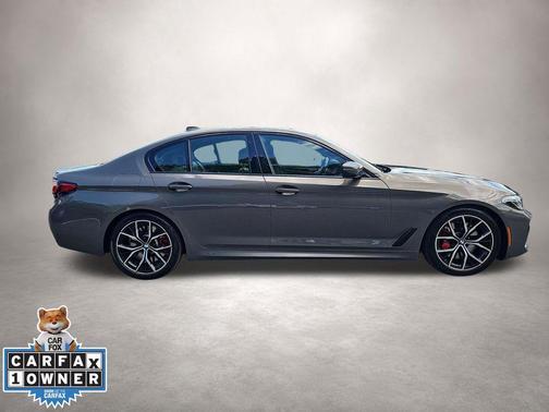 Alvite Gray Metallic 2023 BMW M550 i xDrive