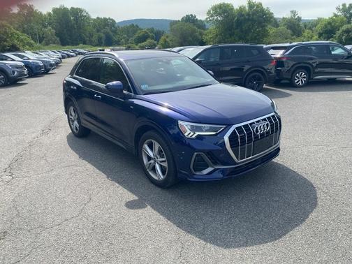 2021 Audi Q3 45 S line Premium