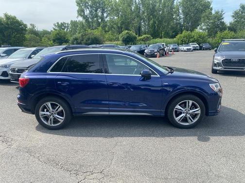2021 Audi Q3 45 S line Premium