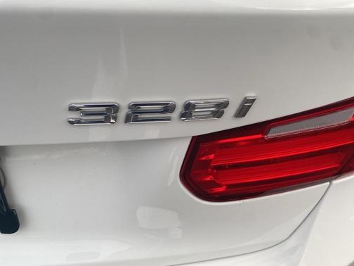 2015 BMW 328 i xDrive