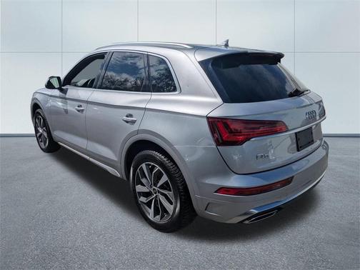 2022 Audi Q5 45 S line quattro Premium