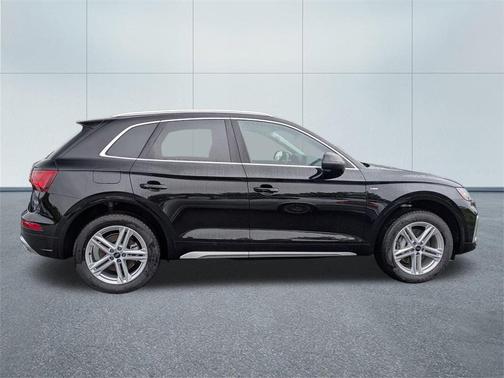 2025 Audi Q5 55 S line quattro Premium