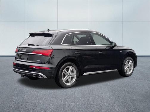 2025 Audi Q5 55 S line quattro Premium