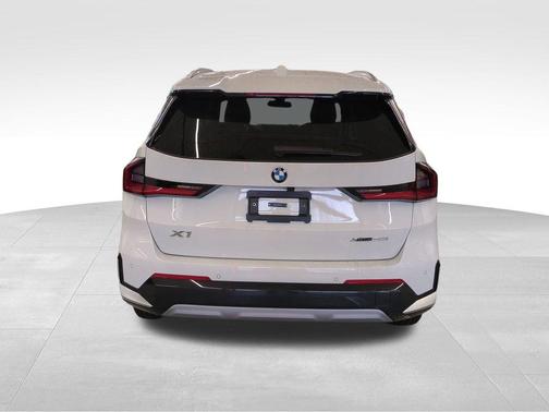 Alpine White 2026 BMW X1 xDrive28i