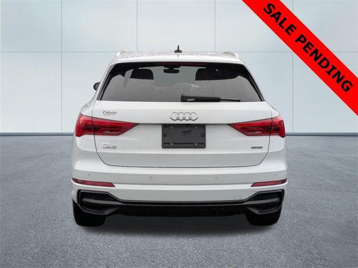 2022 Audi Q3 45 S line Premium