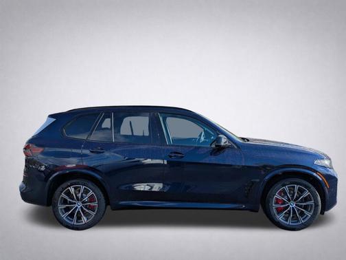 Tanzanite Blue II Metallic 2026 BMW X5 M60i
