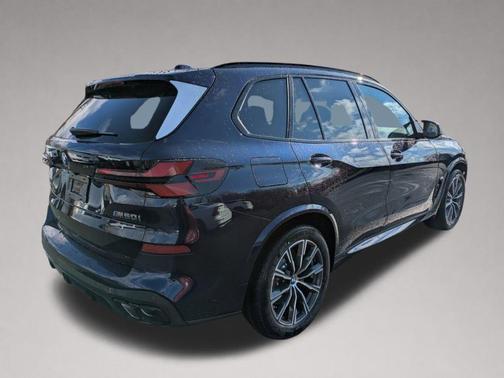 Tanzanite Blue II Metallic 2026 BMW X5 M60i